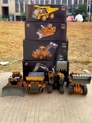 Coooooool toys,nice gift for your family 🥰🎁🥰#rcexcavator #newyear #cooltoys #gift #cool #rccar #tiktok #excavating #TikTokShop #excavators #newyeargift #foru #fyp #toys #tiktokmademebuyit #newyeargifts #gifts 