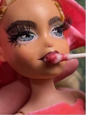 Okay, fresh start. I’m going to try repainting her face tomorrow #ooakdoll #sabrinacarpenter #customdoll #hairplay #dolldestruction #dollsurgery #paintremoval #satisfyingvideo #asmrcleaning Sabrina carpenter doll