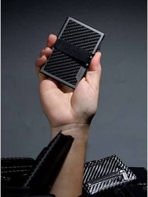 Breaking through the fakes——Lorzor Wallet #lorzor #lorzorwallet #slimwallet #everydaycarry #realcarbonfiber 