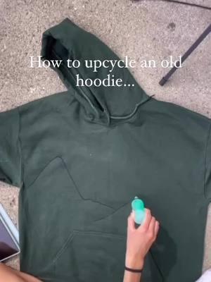 Ever been curious about upcycling? Heres a tutorial of how you can use bleach to recreate an old sweatshirt!  #fyp #artist #upcycle #tutorial #arttutorial #bleachdye #crafts #diyclothing #sustainablefashion #fashionhack #upcycle #painting 