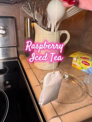 Raspberry Flavored Tea! @Chloe #lipton #icedtea #teatiktok #raseberry #torani 