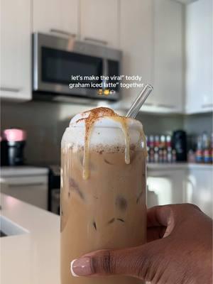 Make my morning coffee with me in real time, I’m loving these no edit videos🥹 #teddygrahams #trending #blackgirltiktok #homebarista #icedlatte #honey #whitemocha #sza #cinnamon #icedcoffee #realtime 