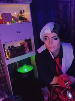 Good morning pups!! #crewel #professorcrewel #nightravencollege #twst #twistedwonderland #disney #twstcosplay #potionsclass #twistedwonderlandcosplay #fyp #cruelladevil #cosplay