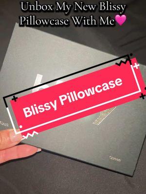 This is pillowcase is 💯 silk and gives the luxury sleeping experience. Link in bio use code Crystalg38_  at checkout #blissybabe #BlissyDreamer#blissybrand #blissypillowcase #blissyfam @Blissy Brand 