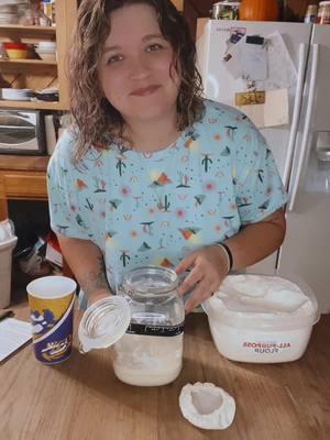 Day 5 of Clint Yeastwood: feeding & hopefully get to make some dough today!🤍 #fyp #sourdoughstarter #sourdoughtiktok #excited #fun #ClintYeastwood #sourdoughjourney #moomoolife #baking 