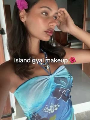 repost!! island gyal makeup from an island gyal 🇩🇴 #islandgyal #islandgirl #islandgirlmakeup #coconutgirl #coconutgirlmakeup #sunkissedmakeup #sunkissed #summermakeup #summervibes