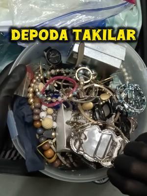 Depoda takılar #amerika #depo #altın #gümüş #para #dolar #takı #kutu #antika #koleksiyon