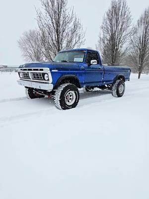 Replying to @redwingfannv  #funinthesun #foryou #trending #ford #f250 #4x4 #oldschool #dentside #snow #farmersfour #truck 