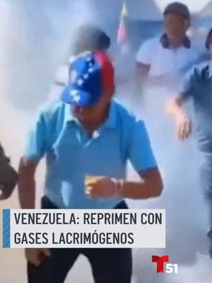 Manifestantes en el estado Carabobo en Venezuela fueron reprimidos con gases lacrimógenos este jueves tras atender el llamado de la líder de oposición, María Corina Machado. La líder de la oposición venezolana reiteró el llamado a "toda Venezuela" a participar en la protesta convocada para el jueves, víspera de la toma de posesión presidencial, a la que tanto el opositor Edmundo González Urrutia -cuya victoria reivindica- como el gobernante Nicolás Maduro aseguran que asistirán a jurar como jefe de Estado para el período 2025-2031. #venezuela #nicolasmaduro #carabobo