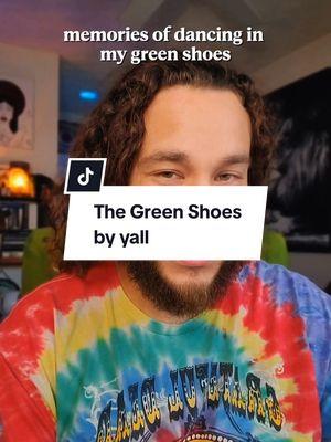 The Green Shoes 👞💚 written by yall: @🌻 Darrah 🌻 @Shellbug @Mysteria @Cre8ive Perks 🎪✝️🦋 @Lyndslynx  #poetry #poetrylover #poetrycommunity #voiceartist #spokenword #soothingvoice 