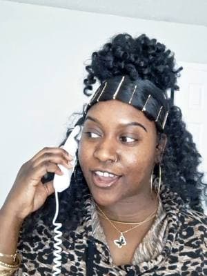 My twist on the 2000's duby wrap 🖤!!! Learn how to achieve this style using Jamaican Bouce crochet hair and two clip on swoops!!! Join my Creative & Innovative Wig Styling Program TODAY link in bio 👆🏾 Thanks #shantesepilation #y2kaesthetic #2000snostalgia #hairtutorial 