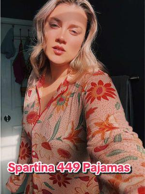 Favorite Christmas gift: Spartina 449 pajamas #spartina449 #spartina #sheltercove #hiltonheadisland #christmasgift #sleepshirt #pajamaset #pajamas #pajamasets #style 