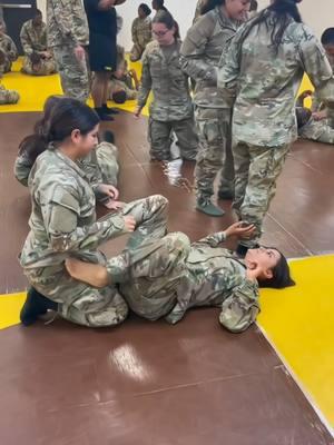 Hand to hand Combative Aircraft 🇺🇲#Usa #aircraft #airforce #miltary #asmr #pilot #navy #airshow #aviation #usaairforce #tiktokaviation #fighterjet 