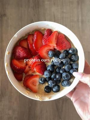 Replying to @danielle.comer PROATS RECIPE 🍓🫐🥜 if you’re on a health and wellness journey, you need protein oats in your life. i’ve been making this recipe for years, so I’ve mastered it!! 30g of protein and no added sugars! #proteinoats #proats #highprotein #highproteinmeals #highproteinbreakfast #healthybreakfast 