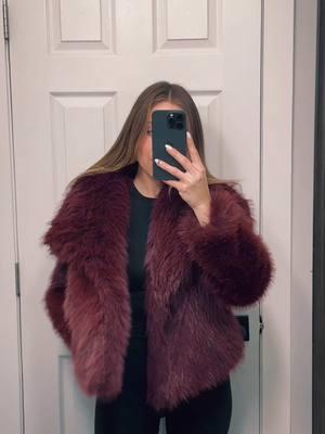 My fave fur coat 🧸#CapCut #fyp #fur #furcoat #furseason #coat #TikTokShop #tiktokpartner #foryoupage 