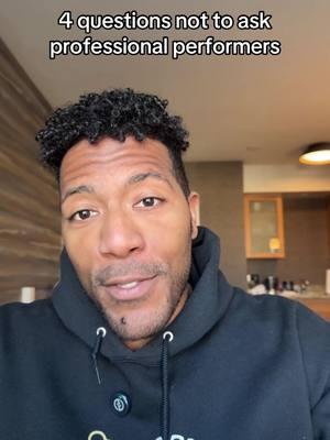 ‘what’ve I seen you in?’                                      ‘you see me in FRONT of you right now dont you?’😐 what other questions would yall add?  #actorslife #professionalartist #storytime #dosanddonts 