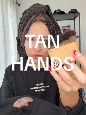 How to self tan your hand ☀️🤎✨@norvelltanning #norvellpartner #tanningthursday #GlowUp #norvelltanning #selftanner #selftanroutine #diytanning #sunlesstanning #howto 