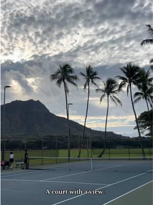 Breathtaking 🎾 #tennis #hawaii #tenniscourt #honolulu 