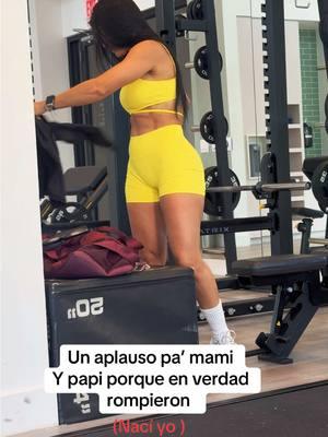 Y mi manera de estar agradecida con la vida es darle movimiento a mi cuerpo y nutrirlo con comida real 🥰  - Amate eres un ser unico 💞 - #unaplauso #fitnessmotivation #fitnessgirl #fitnessgirlsmotivation #fitness #fit #gymgirl #fyp #trending #viral 