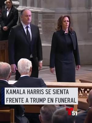 La vicepresidenta Kamala Harris y su esposo, Doug Emhoff, asistieron a los funerales de Jimmy Carter en la Catedral Nacional de Washington DC. y se sentaron frente al presidente electo Donald Trump y su esposa, Melania. #donaldtrump #kamalaharris #jimmycarter