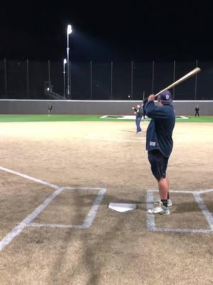 Billy manzo with a deep shot to center for the Anacondas to take the lead  #stickball #newyork #longisland #onebouncestickball 