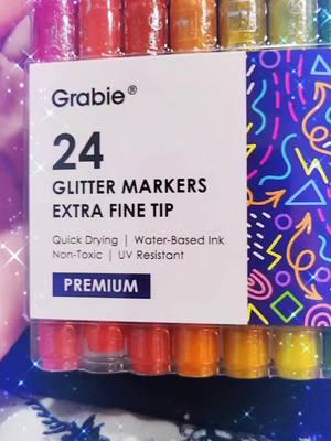 @grabieofficial Glitter markers are so sparkly! 😱 Definitely gonna be using these in my next piece for ya'll to see #traditionalart #humanartist ##artist #loveandsupport #artistsoftiktok #grabieacrylicmarkers #handpainted 