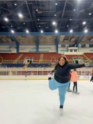 My body was so sore the next day 🤣  #plussizeskating #figureskating #learntoskate #hobby #jacksonskates #savannah #savannahciviccenter #IceSkating #motivation #learning 