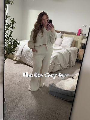 A few of my favorite finds I’m living in this winter🤍#wintercozyaesthetic #trendycasualoutfits #fashionstyling #plussizefashion #plussizeedition #plussizetiktok #momootd #plussizeootd #plussizeoutfitinspo #cozyathome #cozyvibes 