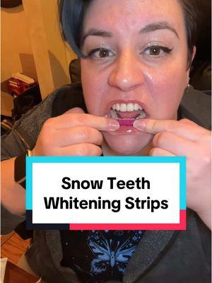 Can you tell the difference? Are they whiter? #snowteethwhitening #teethwhiteningkit #teethwhiteningstrips #snow #snowdiamondwhitenstrips #TikTokShop 