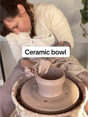 I think bowls might be my favorite #potterywheel #clay #pottery #ceramic #potteryartist #potterytiktok #ceramicbowl 