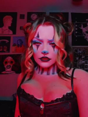 Yeah, she’s kinda hot tho 🤭  #artsamantha #clowngirl #clowntok #clowncheck #clownmakeup #clowningaround #whoopwhoop #juggalette #fyp #altgirl #altmakeup 