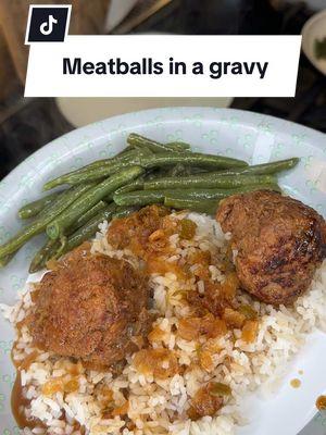 Replying to @caseyh2014 🦌 Kris’ Meatballs in a gravy #deermeat #venison #venisonrecipes #huntingseason #deerrecipes #venisonrecipes 