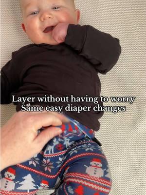 Does this bother anyone else? #readysetromper #babytiktok #babymusthaves #bamboobabyclothes #bamboopajamas #bambooromper #nosnapnozipperromper #babyromperwithnozipper #babyclothes 