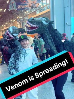 The movie is #Venom but the star is #VenomHorse ! 🐴 😈  #venomthelastdance #fyp #foryou #family #cosplay #nycc #comiccon #spideykid #spideymom #marvel #venomcosplay #spiderman #spidermancosplay #spiderman2ps5 #spiderman4 #tomhardy 