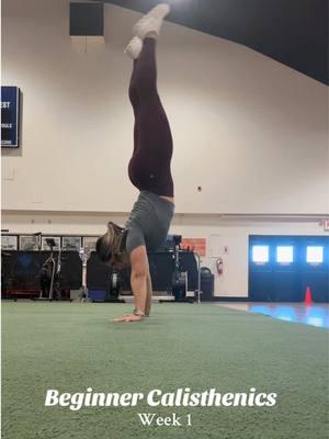 I’ve always wanted to get into calisthenics, but would quickly give up. Any tips?? 🥹 especially holding a handstand!  #beginnercalisthenics #calisthenicsmotivation #calisthenicsbeginner #calisthenicsgirls #lsit #calisthenicstraining 