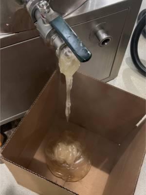 Second One #machinetok #tapioca #cleanup #CleanTok #box #donalduck #tacobell #steamy #funny #meme #gelatin #cleaningtiktok #machinery #cleaning #tubbycustard #tubbycustardmachine #bubbles #pipe 