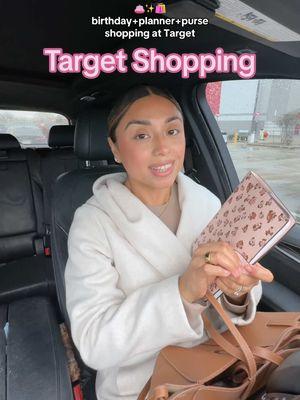 What’s the deal with this purse?! 😭👛#shopping #target #targetfinds #targethaul #haul #minivlog #Lifestyle #planner #errandsvlog 