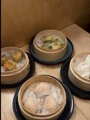 Enjoy bottomless dim sum at this acclaimed Chinese restaurant in Washington, DC. Chang Chang’s dim sum menu offers over 25 dishes that can be found in traditional Chinese cuisine, where guests can choose from both a vegetarian and non-vegetarian menu #dcfoodie #dctiktok #washingtondc #dimsum #dumplings #chinesefood #dcrestaurants #dcbrunch 