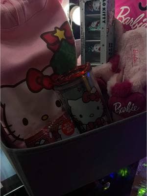 Hello Kitty Basket for my sis in law🥰🫶🏼 #hellokity #basket #pink #fyp 