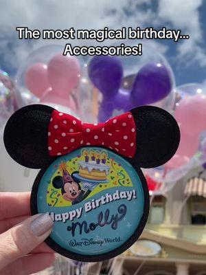 Dreaming of having the most magical birthday on Main Street USA! Get this Minnie BUTTON ACCESSORY to get all the extra attention on your special day! Many more colors & designs in my Etsy shop. Link in bio. 🎈✨🎈✨🎈 #waltdisneyworld #disneyland #disneybutton #disneypin #disneybirthday #minniemouse #disneyparty #disneycelebration #disneycelebrationbuttons 