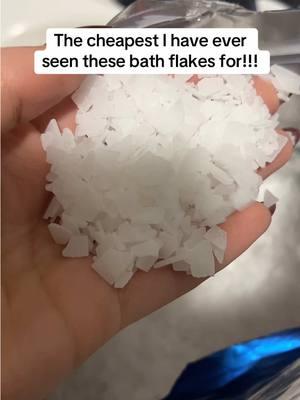 Magnesium baths are the besttt #magnesium #bathflakes #magnesiumbathflakes #ancientminerals #ancientmineralsbathflakes #bathsoak #footsoak #relaxing #baths #bath 