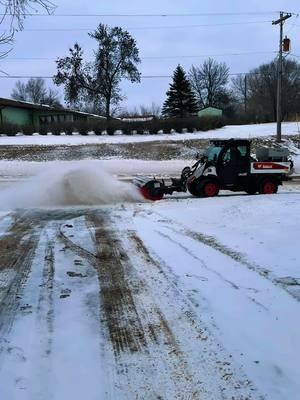 Toolcat things #bobcat #toolcat #snowfighter #multidirectionbroom #onetoughanimal #wearebobcat #snowremoval #bobcatequipment #snowremoval #brush #bobcatofficial #uw56 #toolcat5600 #iambobcat #johnnybstreesandservice #dakotalogger @Bobcat Company @Ironvoss 