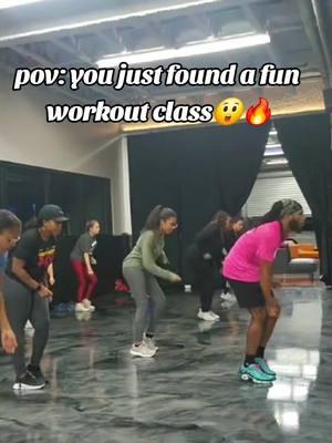 One way to get back into the gym is by dancing while working out 🤗🔥💃🏽 🕺🏾Next class: Jan 15  ⏰️Time: 7 pm est 📍location: Kennesaw, GA ↔️Type: Virtual & In-person  #workout  #swaywithsamone #dancefitnessclass #hiphopdance #kennesaw #groupfitness #gymgirlies 