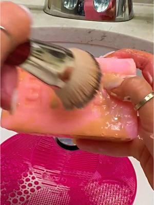 ASMR Makeup Brusher Cleaning ✨🧼💕 All Products Link's in Bio Go Amazon Storefront Search You Find These Products #makeupbrushcleaning #cleaningasmr #asmr #asmrsounds #satisfying #satisfyingvideo #makeupbrushes #cleaning #brushcleaning #CleanTok #cleanwithme #refesh #resetwithme #cleaningmotivation #asmrcleaning #motivation #makeup #beauty #cleaningmakeupbrushes 