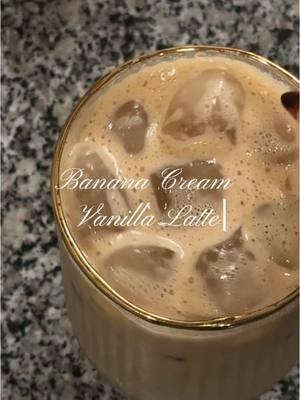 this banana cream vanilla latte truly couldn’t have came out any better 🥹🫶🏼☕️🍌 #bananalatte #bananacream #coffeerecipe 