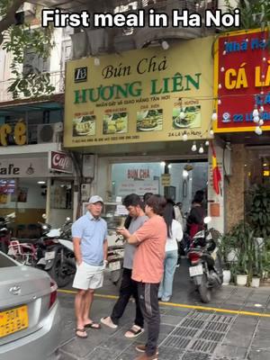 First meal in Ha Noi…. bun cha Huong Lien. The original place where Anthony Bourdain and President Obama had there meals together in Vietnam. We all ordered the Obama combo. The combo come with grilled pork, pork patties, fried seafood spring roll and a beer. Endless noodles and veggies(120,000k =$4.71 usd). Just like in the picture of them having dinner together. We swap out beer for soda cause some of the kids can’t be drinking. Even though there’s no age limit in Vietnam. Not that I know off or unless they have changed. The price get cheaper too. Is this the best price or best bun cha? Probably not, but I get to mark it off my bucket list. if you’re telling me to try other places. Too bad heffaa, I’ve already left Ha Noi 🤣 follow my story to see where I’m recently at. #nuocmamafoods #heffaaclub #buncha #anthonybourdain #presidentobama #hànội #hànội #hanoivietnam #vacation #vietnam