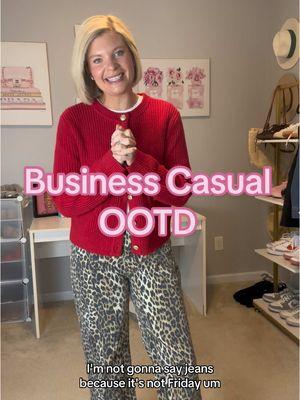 My business casual OOTD! #ootdfashion #businesscasualoutfits #businesscasualfashion #whattoweartowork #leopardjeans 