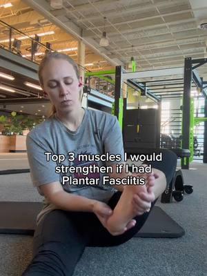 It’s all about the feet and specifically the big toe. When you can strengthen the big toe, you start to stabilize your foot and control your arch which can take pressure off the plantar fascia where it meets the heel bone #plantarfasciitis #plantarfasciitisrelief #plantarfasciitisexercises #heelpain #runningtips #runningformtips #runtok #footpain 