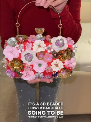 I’m in love with this flower bag!!! It’s a statement piece and I get so many compliments every time I wear it 🥰✨  #flowerbag #bag #bags #elegantbag #datenightbag #newyearnewaura #purse #fashion #fashioninspo #bagcollection #bagcollector #tiktokshopping #cutebag #tiktokshopfinds #fyp #fypシ #fypシ゚viral #fypage #tiktokshopmademebuyit #TikTokShop #purse #pursetok  #fashionlookbook  