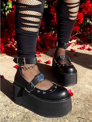 we got the passion for fashion in the iconic Damned-56 🥵🖤⛓️ #demonia #demoniaboots #maryjanes #alt #alternativefashion #demoniashoes #gothshoes #rave #y2k #alttiktok #boots #gothfall #alternative #festival #platform #goth #platformshoes #mallgoth #fashion 